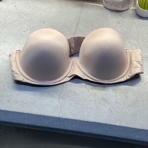 Seamless Nude Strapless Bra